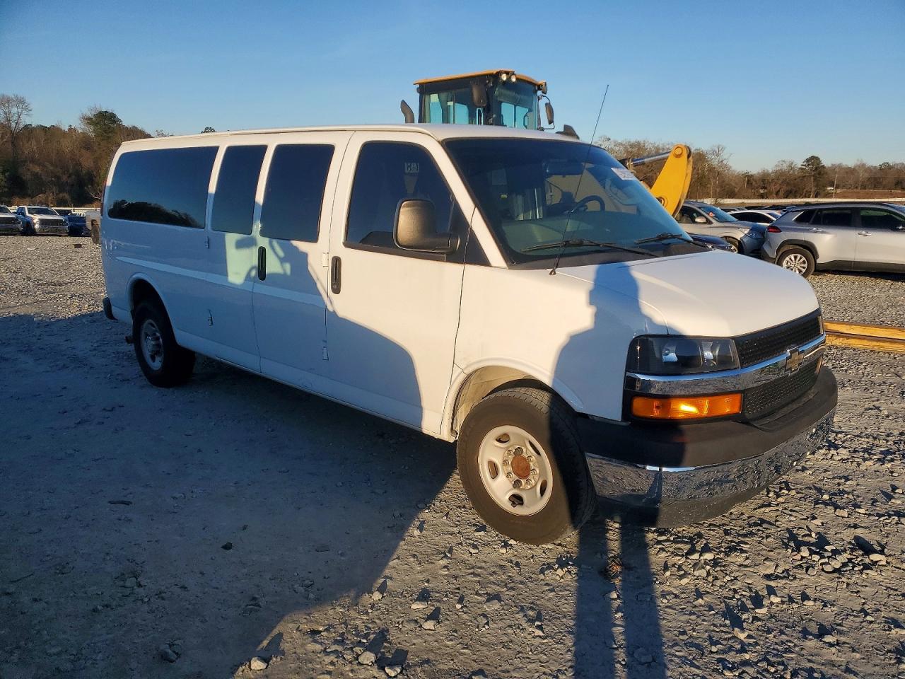 2017 CHEVROLET EXPRESS G3500 LT photo 7