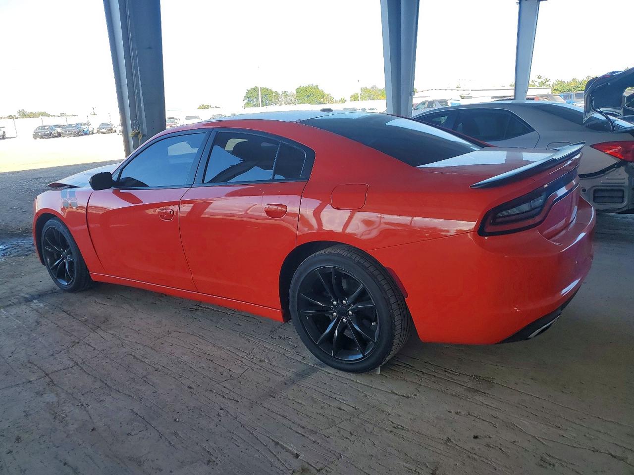 2016 DODGE CHARGER SE photo 2