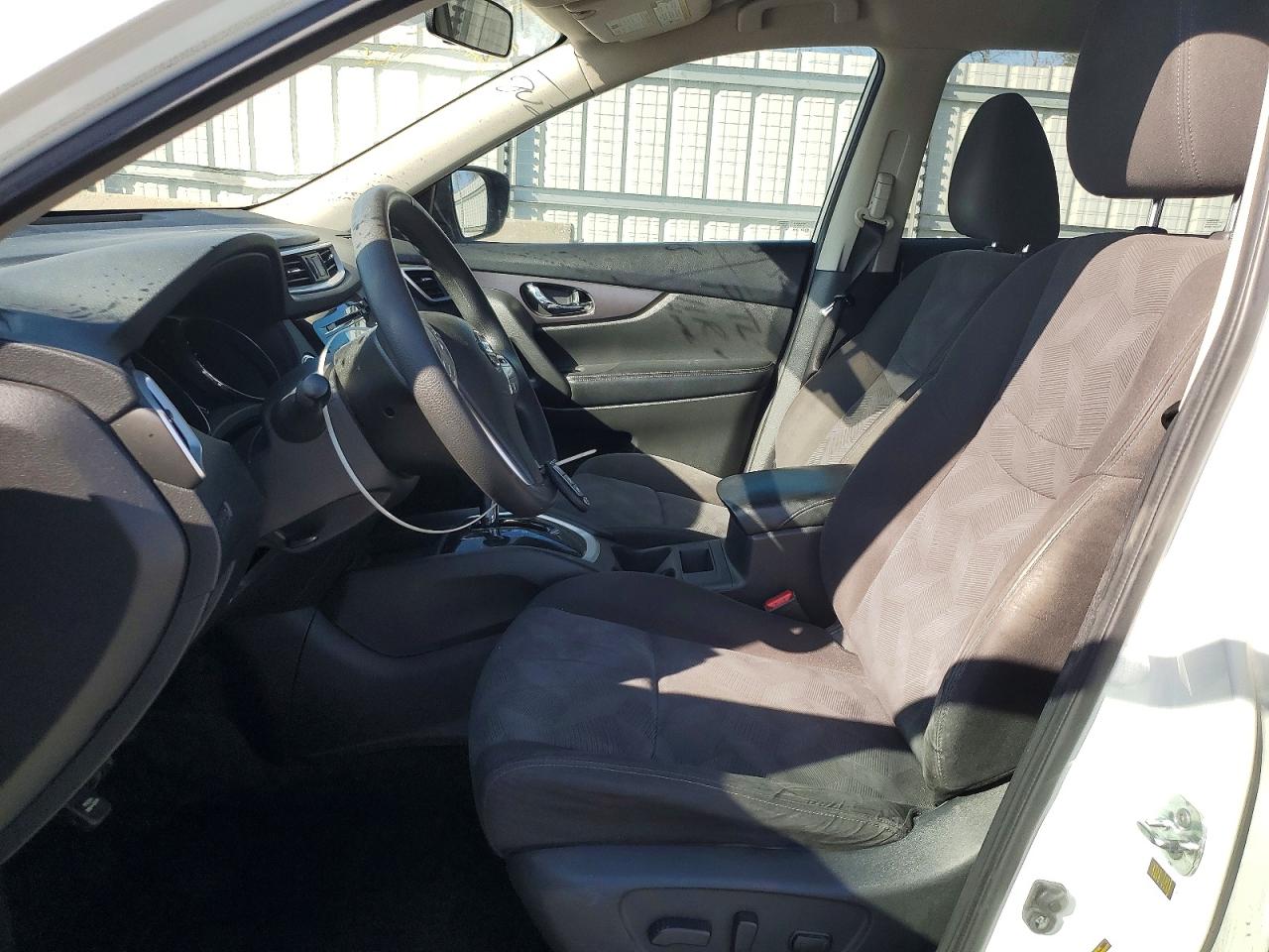 2016 NISSAN ROGUE S photo 7