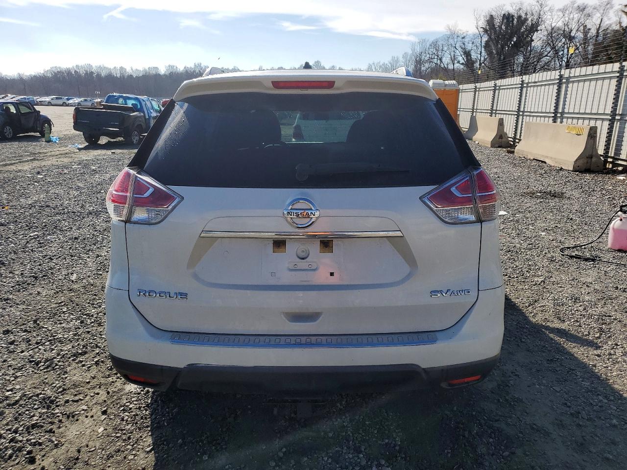 2016 NISSAN ROGUE S photo 6