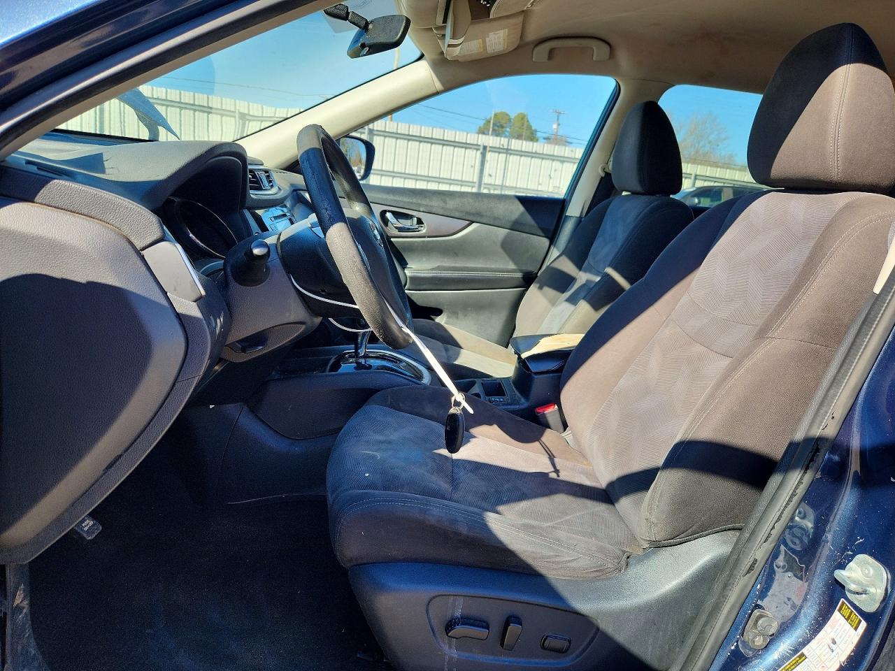 2016 NISSAN ROGUE S photo 13