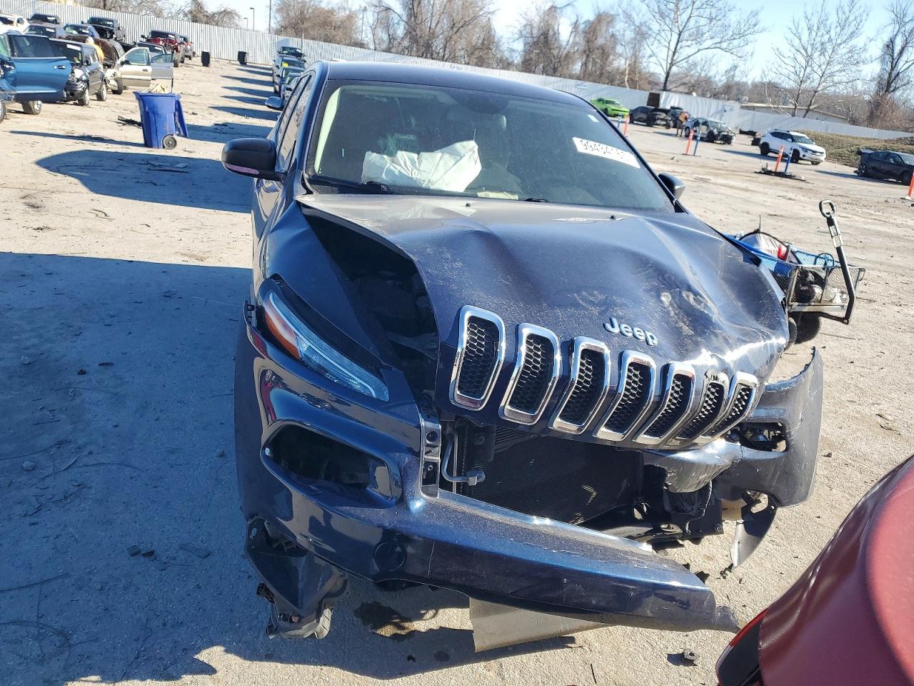 2015 JEEP CHEROKEE SPORT photo 5