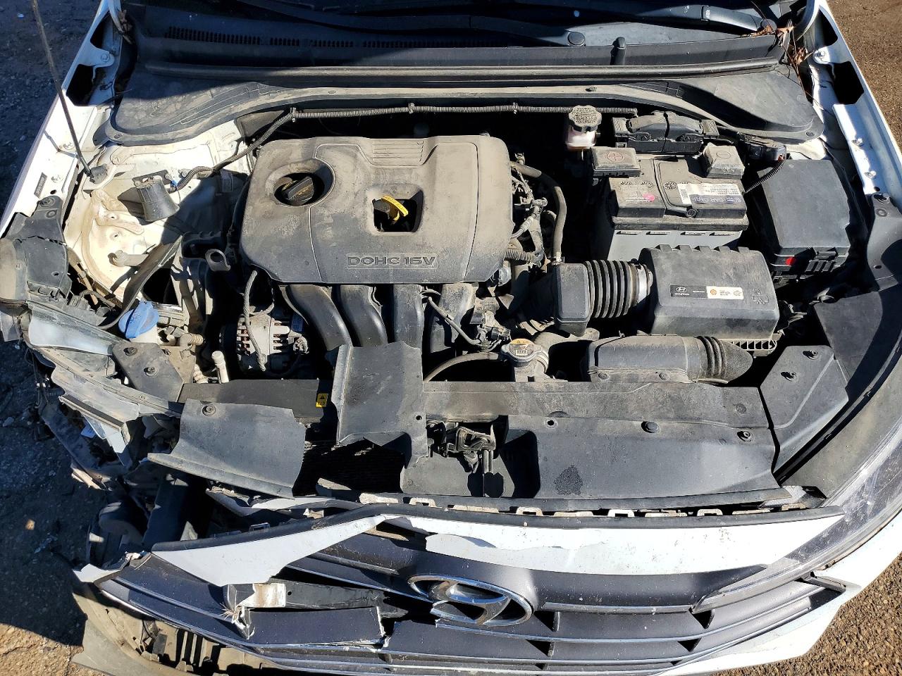2019 HYUNDAI ELANTRA SE photo 21