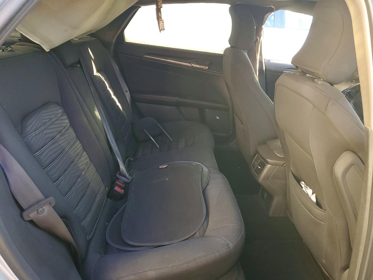 2016 FORD FUSION SE photo 10