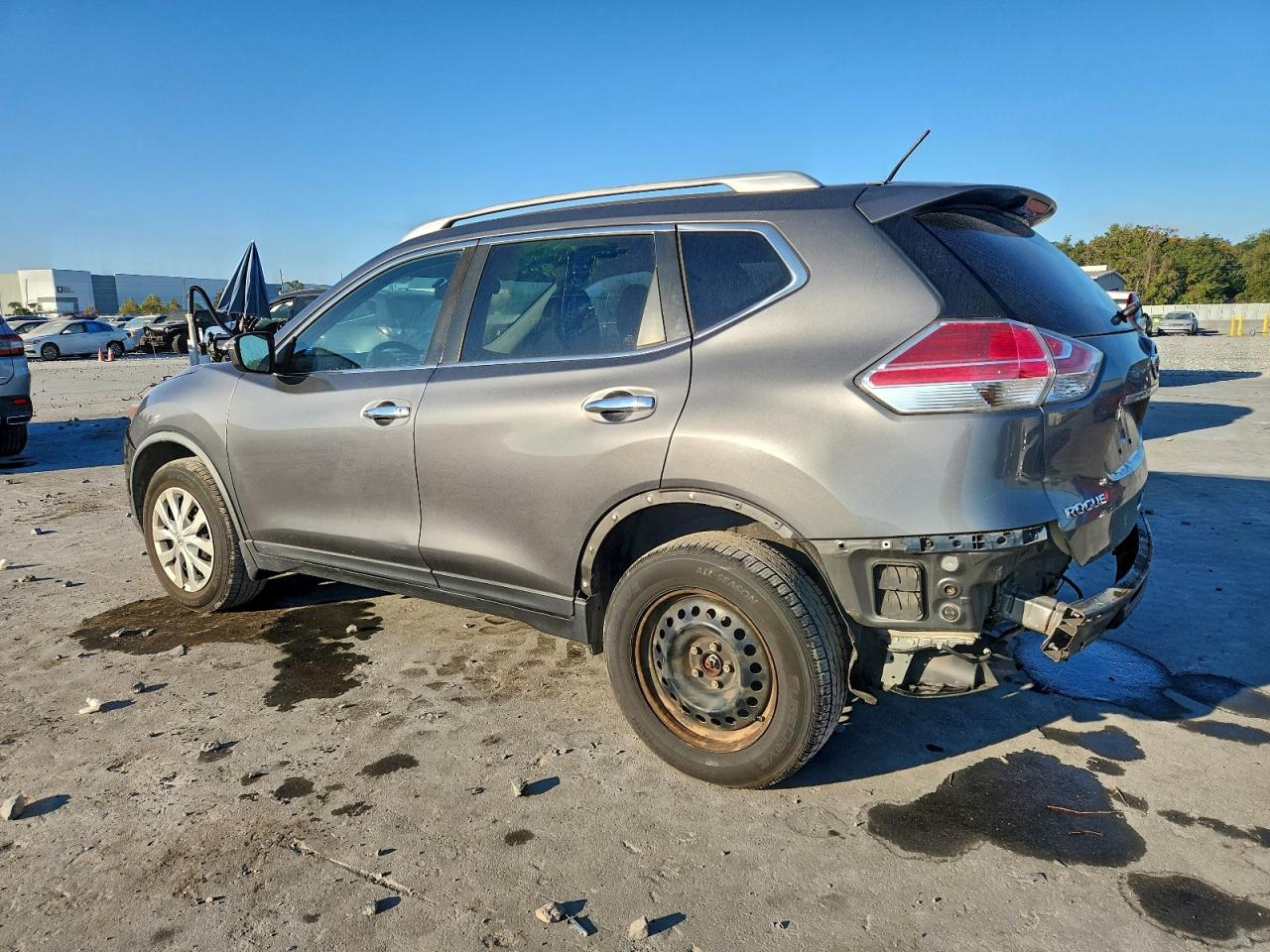 2016 NISSAN ROGUE S photo 2
