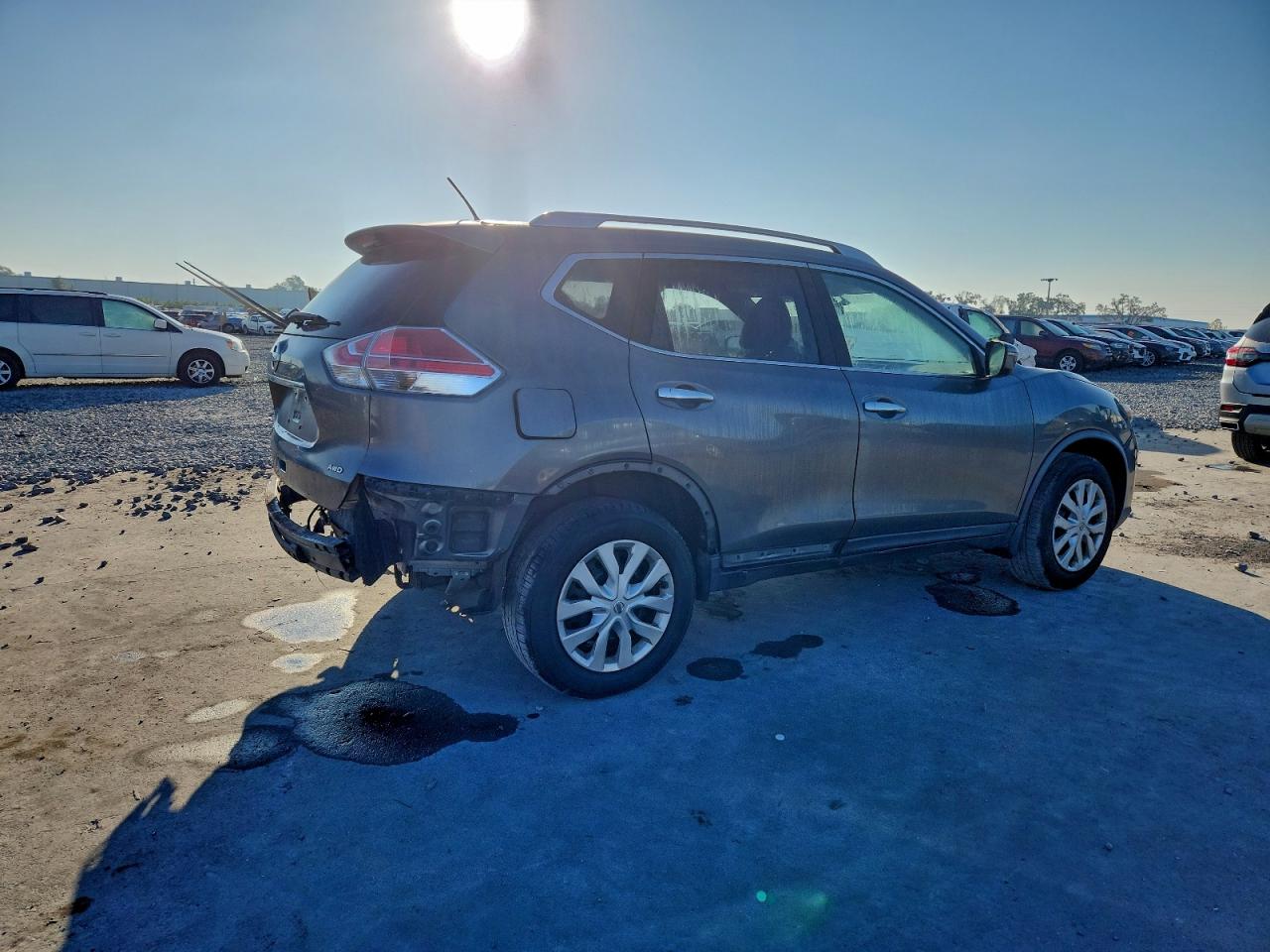 2016 NISSAN ROGUE S photo 3