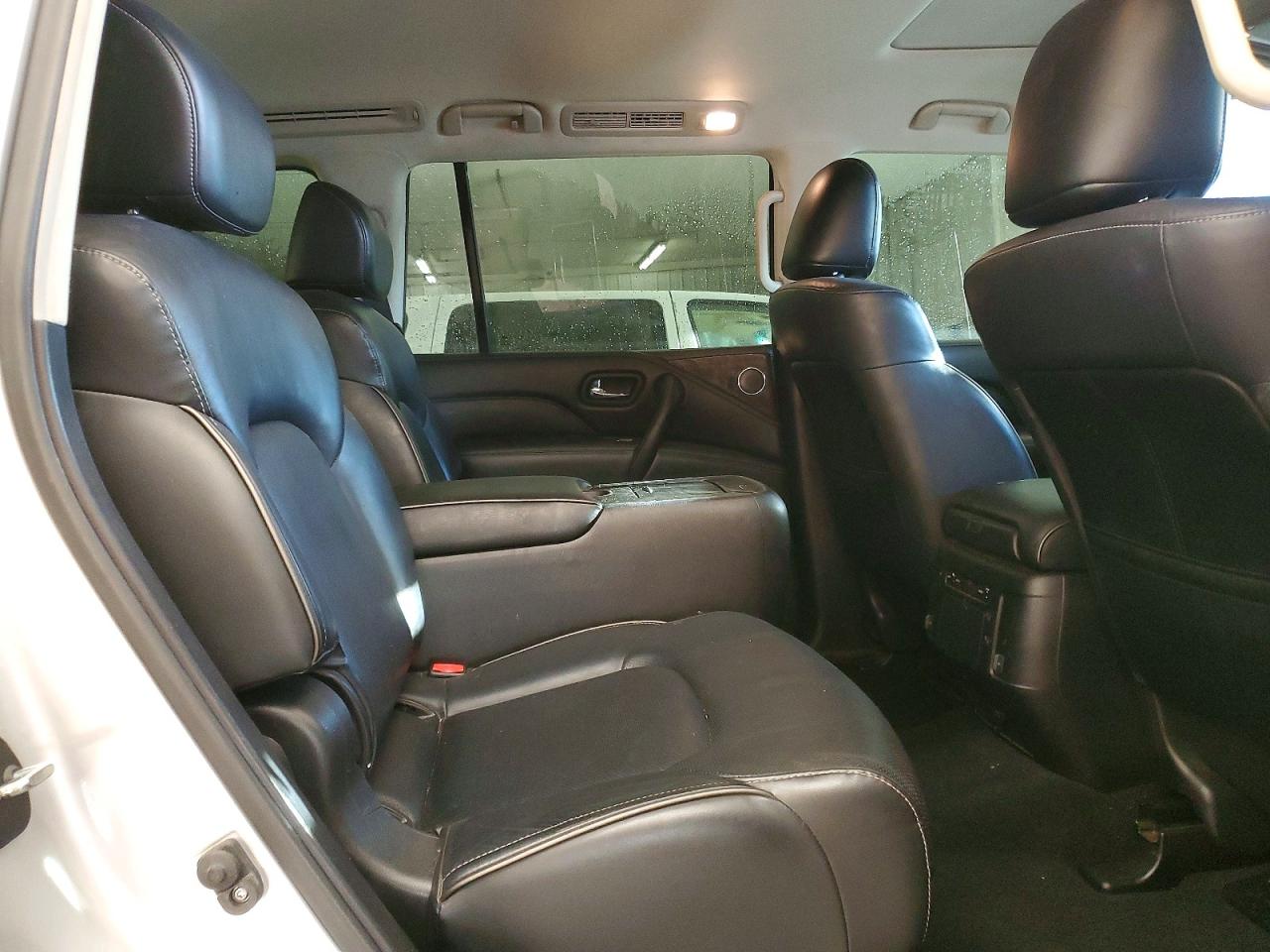 2020 INFINITI QX80 LUXE photo 11