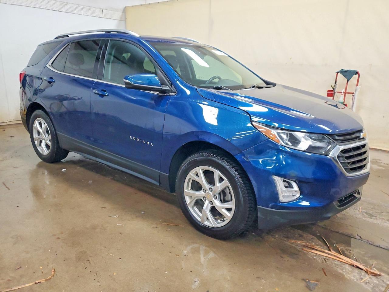 2019 CHEVROLET EQUINOX LT photo 4