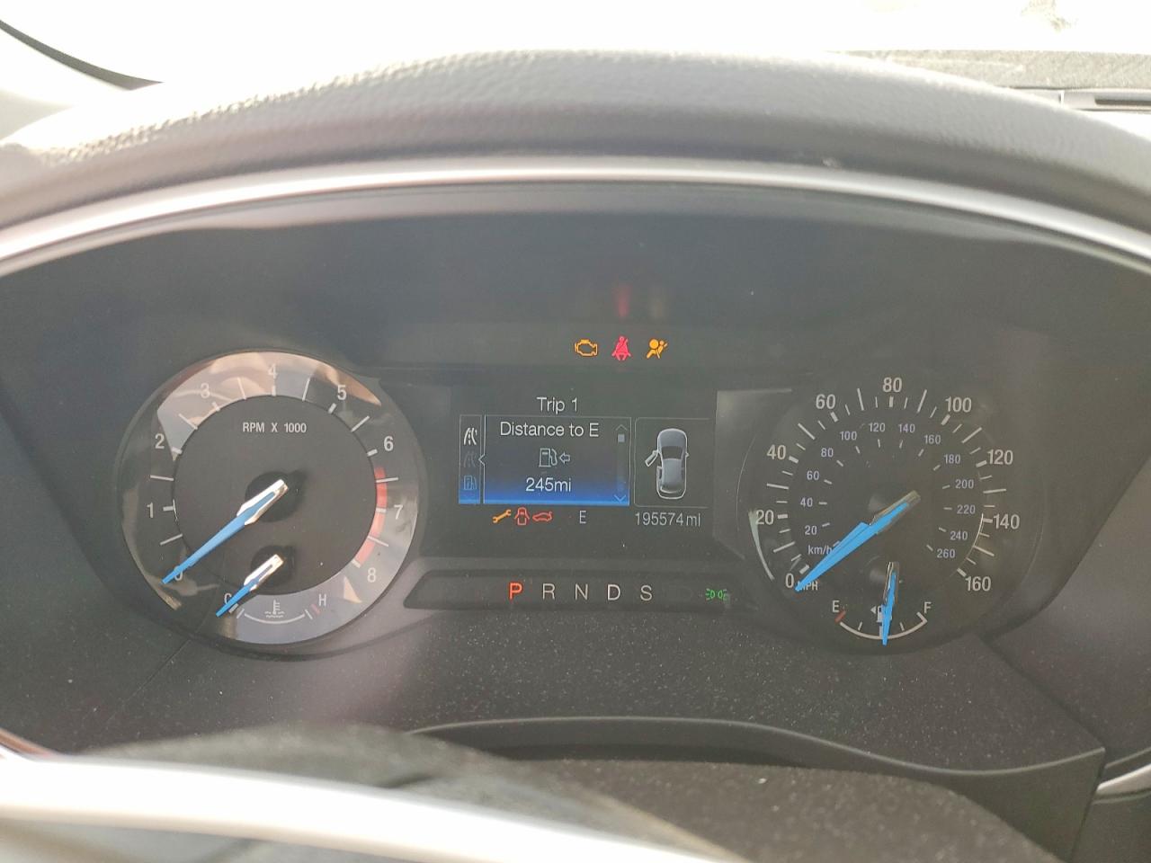 2015 FORD FUSION SE photo 9