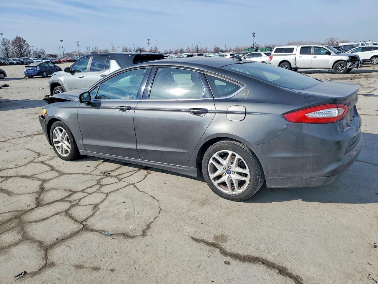 2015 FORD FUSION SE photo 2