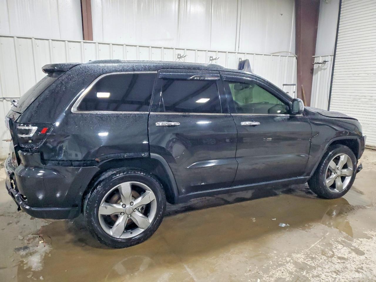 2012 JEEP GRAND CHEROKEE OVERLAND photo 3