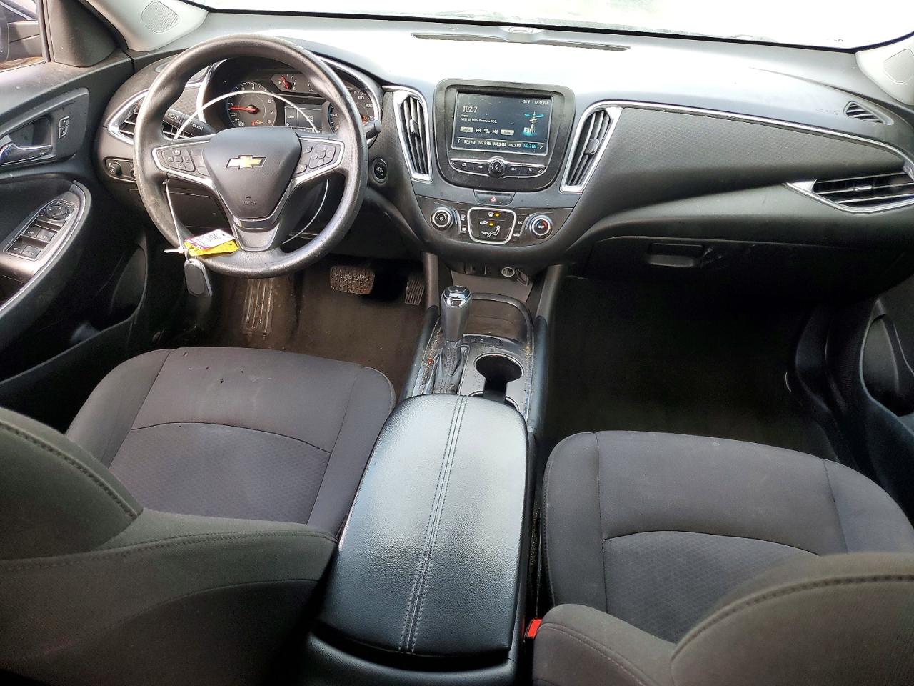 2018 CHEVROLET MALIBU LT photo 8