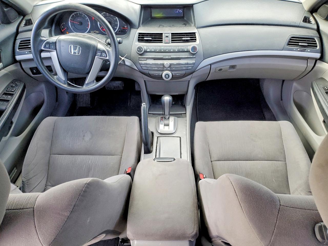 2011 HONDA ACCORD LXP photo 8