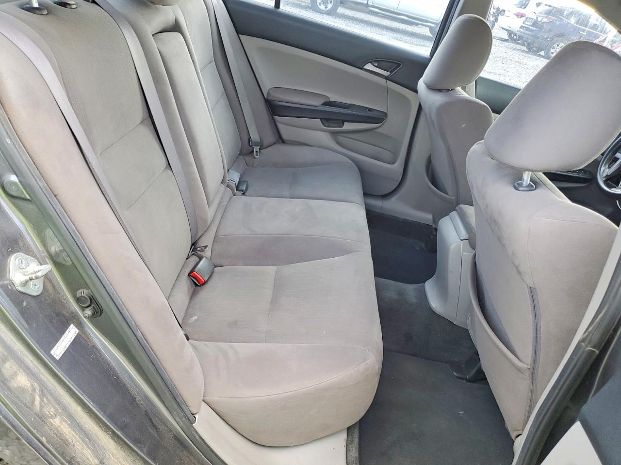 2011 HONDA ACCORD LXP photo 10