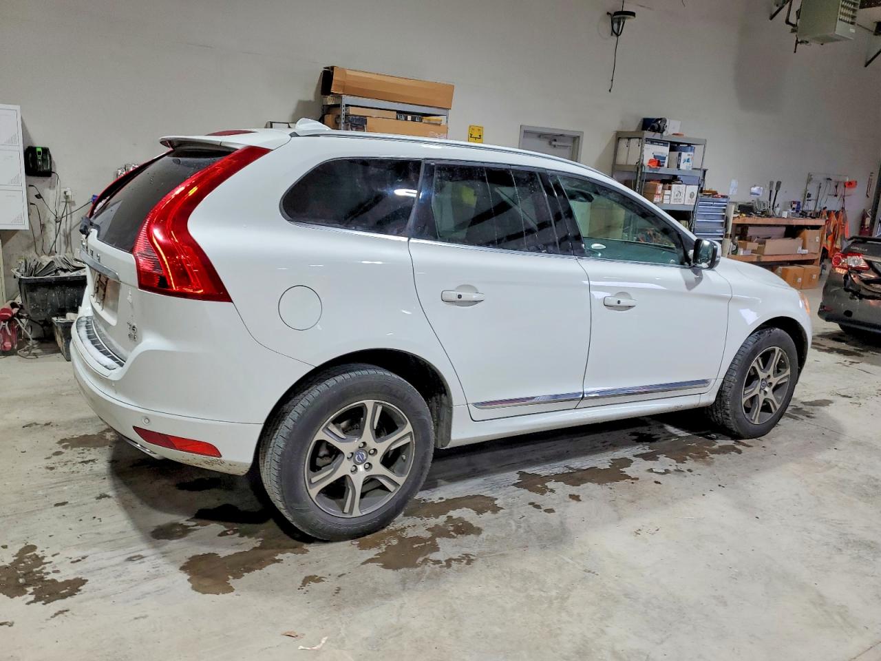 2015 VOLVO XC60 T6 PREMIER photo 3