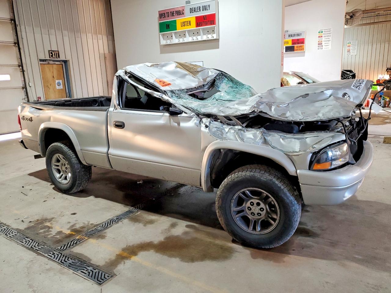 2004 DODGE DAKOTA SPORT photo 4