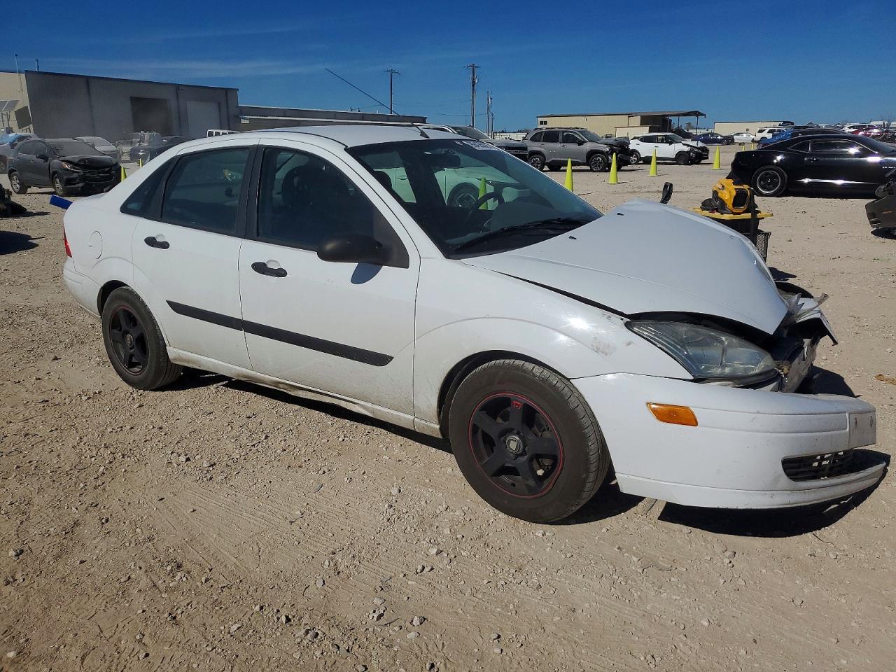2002 FORD FOCUS LX photo 4