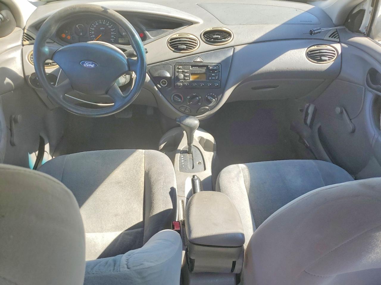 2002 FORD FOCUS LX photo 8