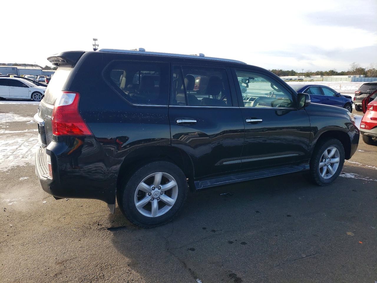 2010 LEXUS GX 460 photo 3