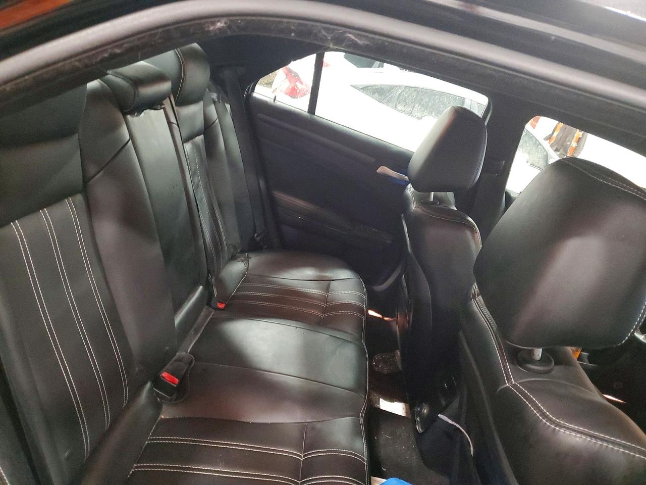 2014 CHRYSLER 300 S photo 10