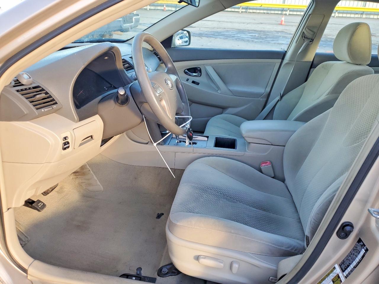 2009 TOYOTA CAMRY BASE photo 7