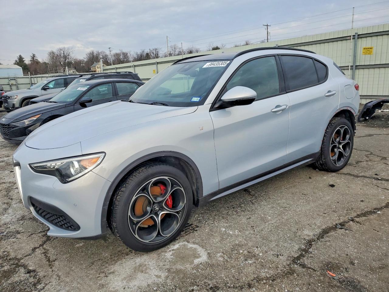 2022 ALFA ROMEO STELVIO