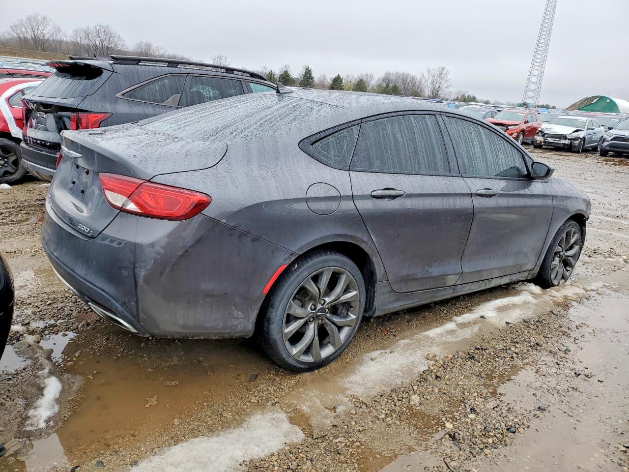 2016 CHRYSLER 200 S photo 3