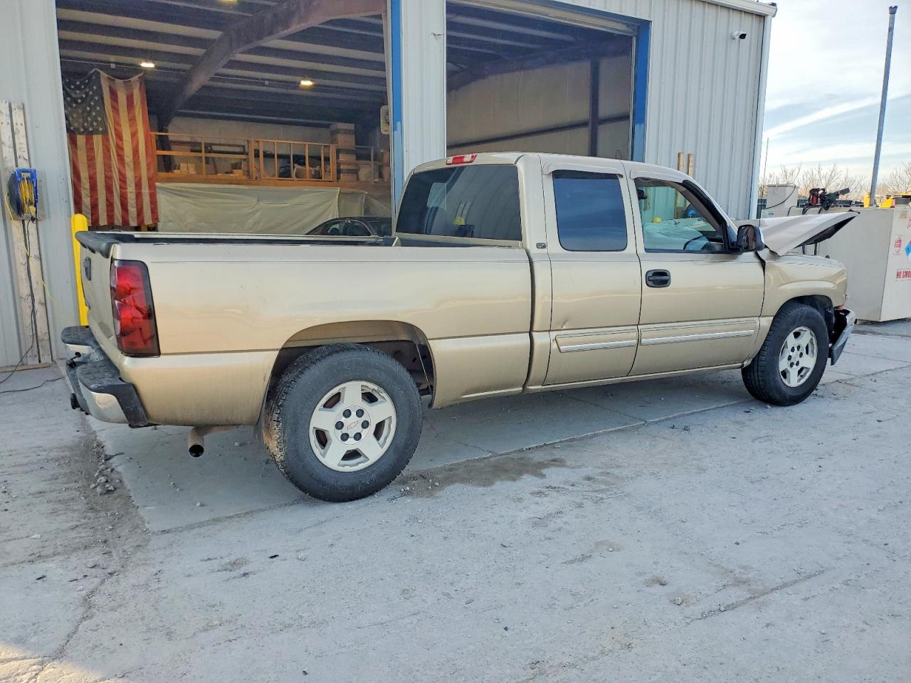 2006 CHEVROLET SILVERADO C1500 photo 5