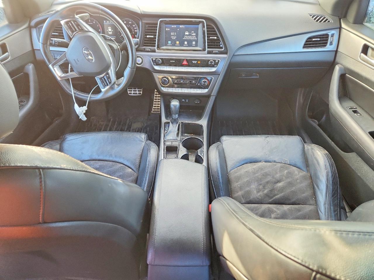 2018 HYUNDAI SONATA SPORT photo 8