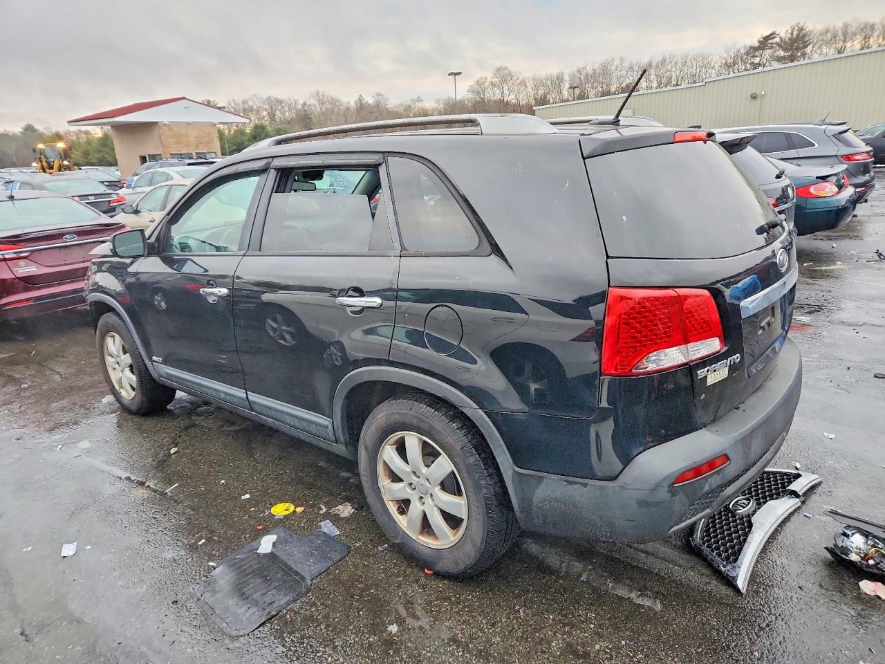 2013 KIA SORENTO LX photo 2