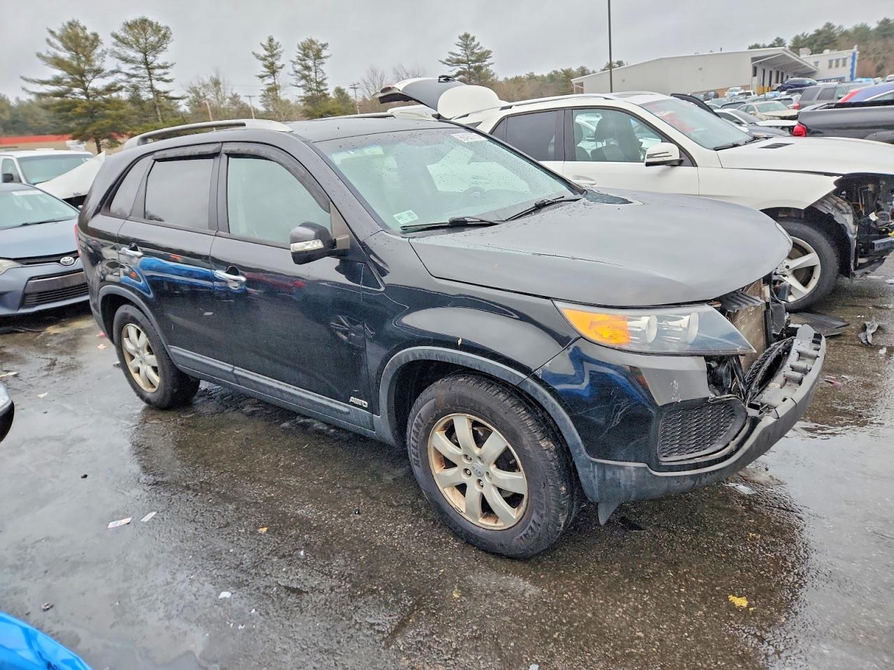 2013 KIA SORENTO LX photo 4