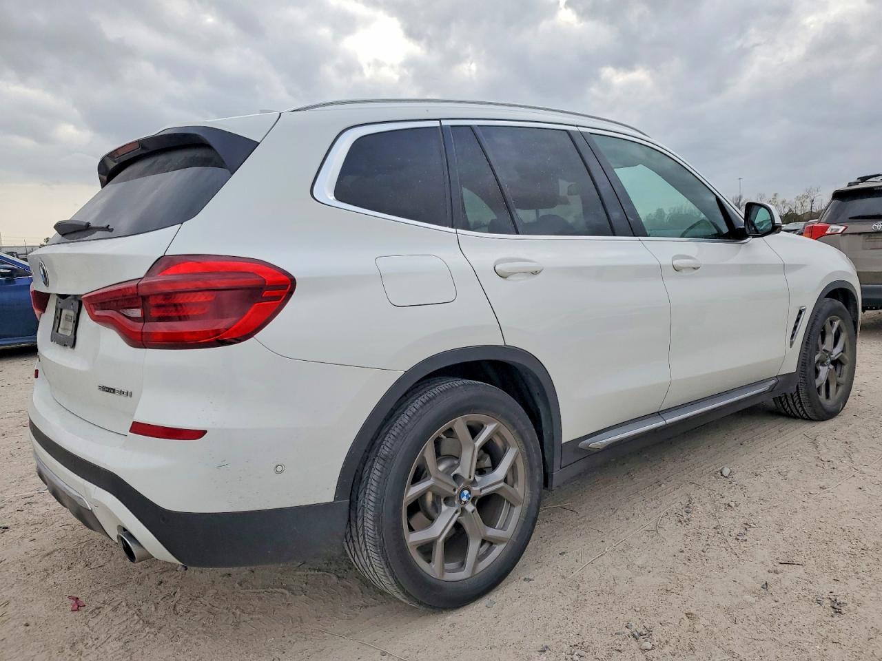 2020 BMW X3 SDRIVE30I photo 3