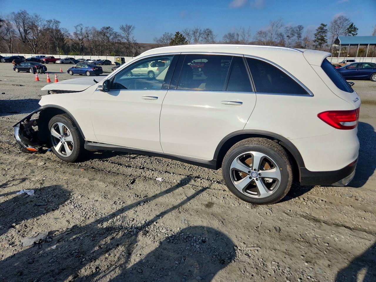 2017 MERCEDES-BENZ GLC 300 photo 2
