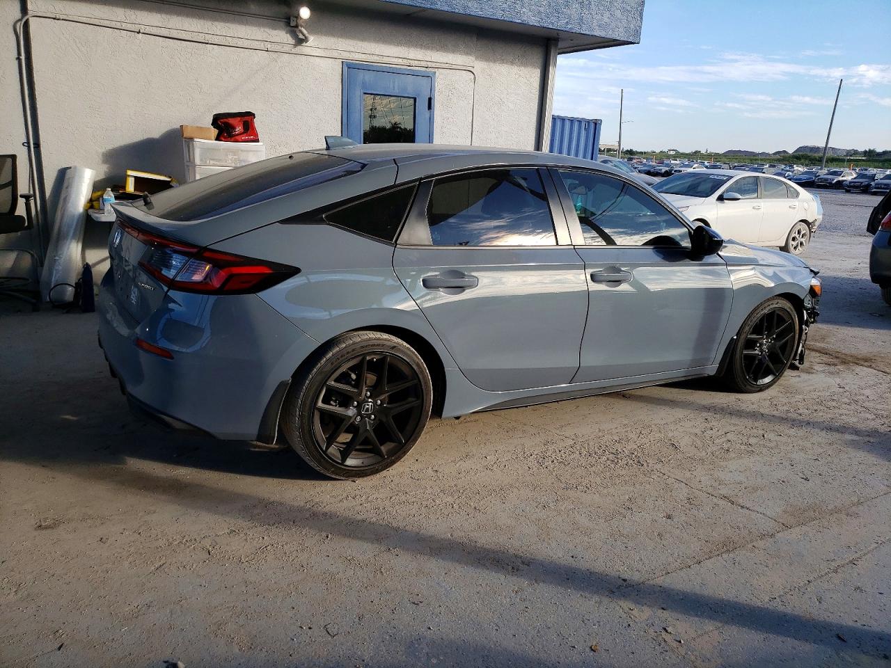 2024 HONDA CIVIC SPORT photo 3