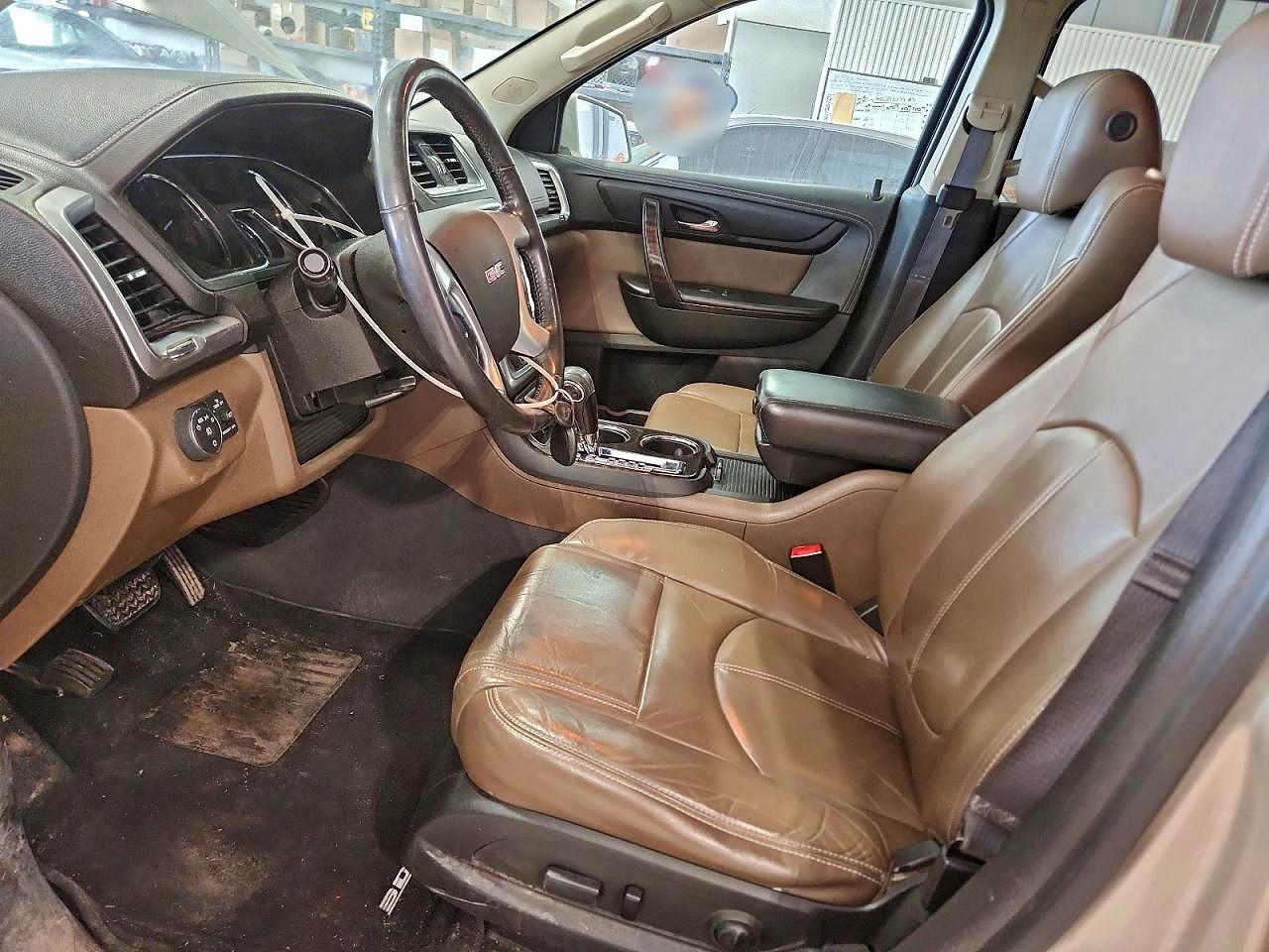 2015 GMC ACADIA SLT-1 photo 7