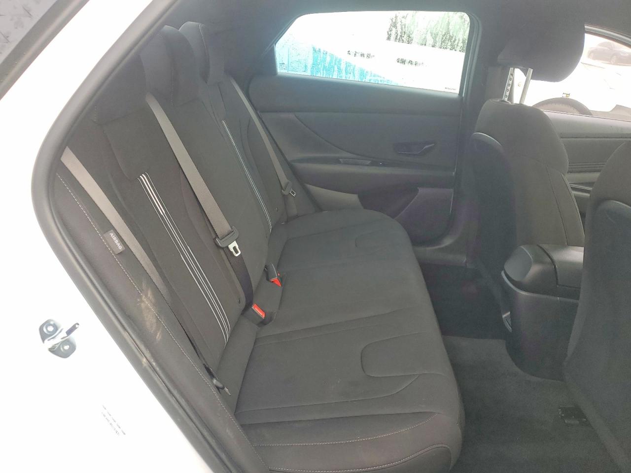 2025 HYUNDAI ELANTRA BLUE photo 10