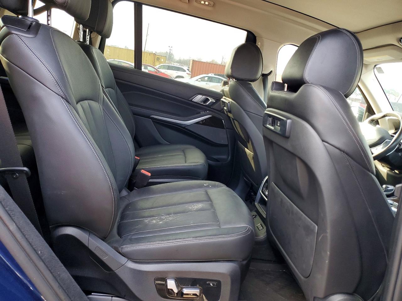 2021 BMW X7 XDRIVE40I photo 11