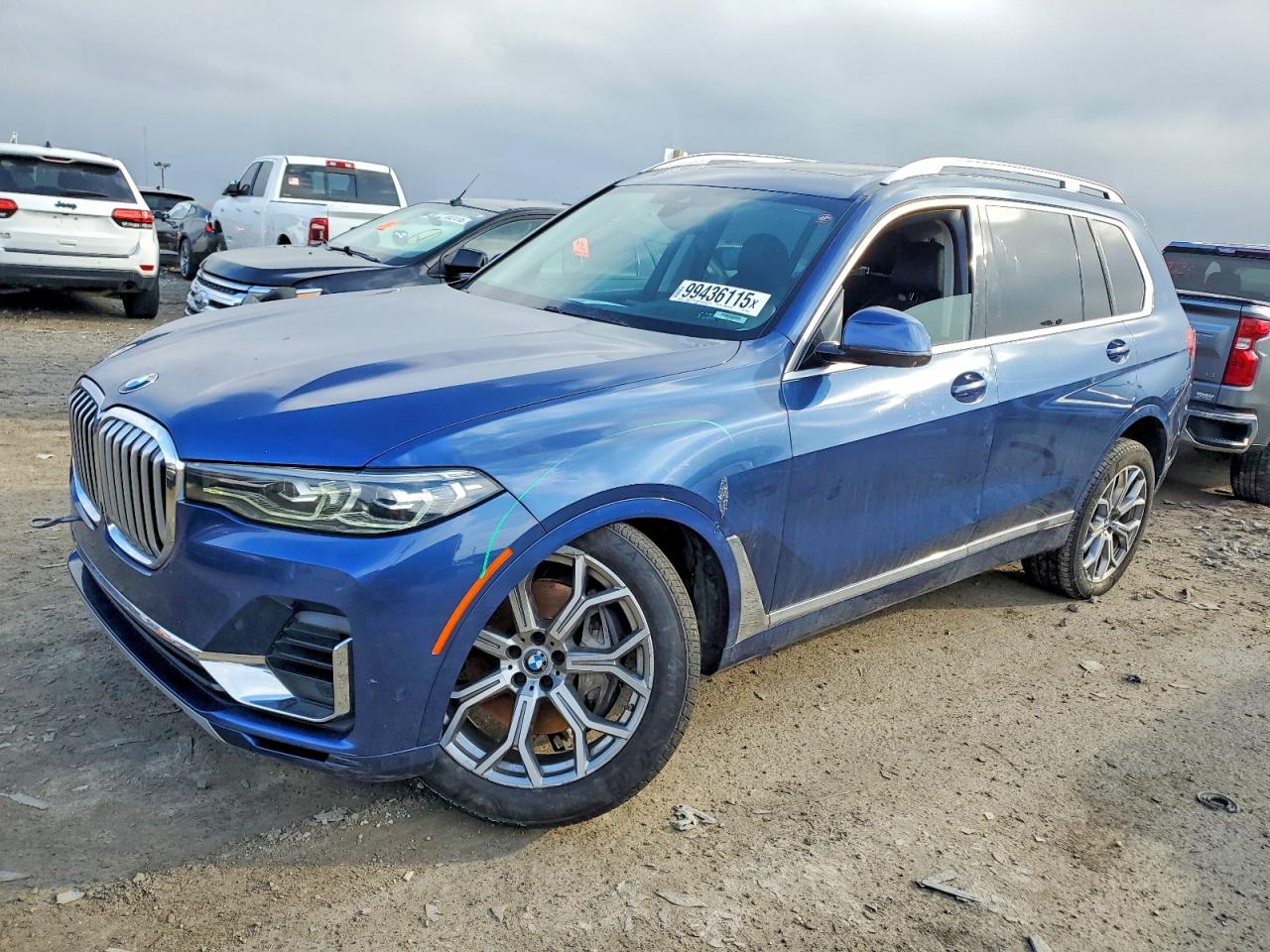 2021 BMW X7