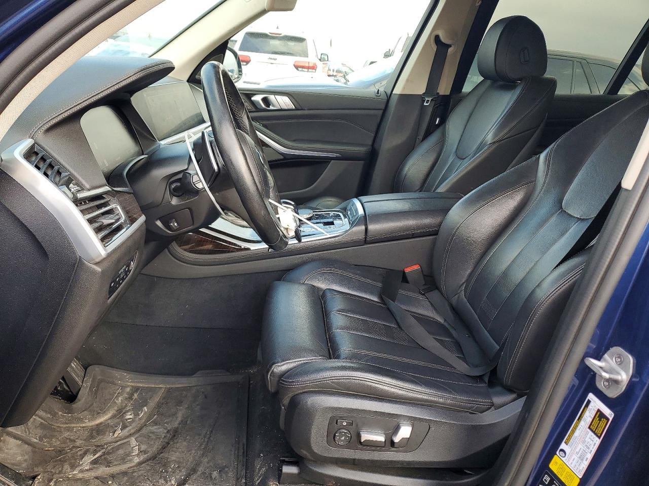 2021 BMW X7 XDRIVE40I photo 7