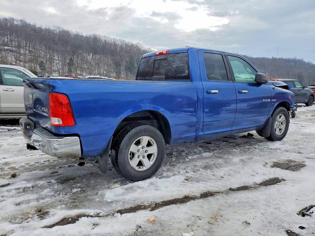 2010 DODGE RAM 1500 photo 3