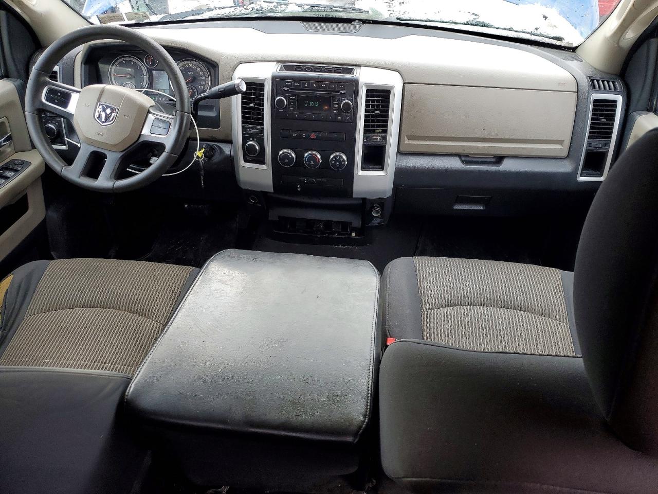 2010 DODGE RAM 1500 photo 8