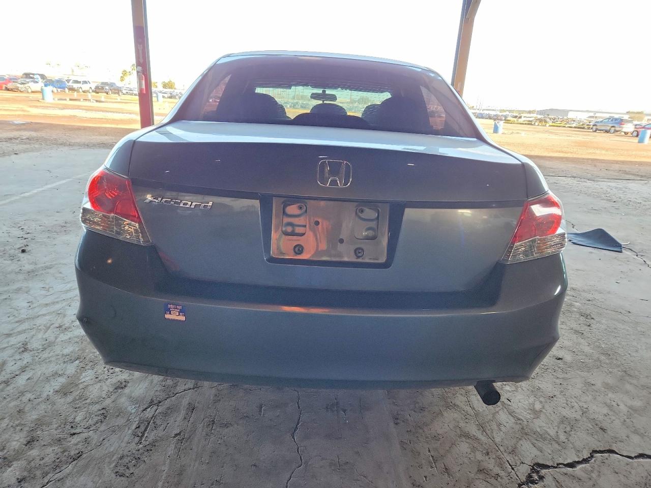 2010 HONDA ACCORD LX photo 11
