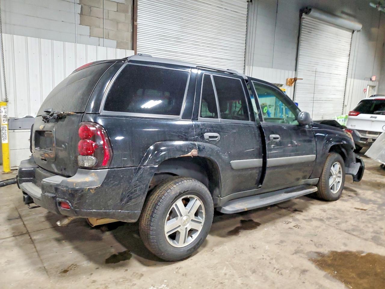 2005 CHEVROLET TRAILBLAZER LS photo 3
