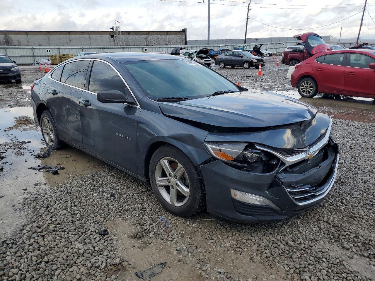 2020 CHEVROLET MALIBU LS photo 4