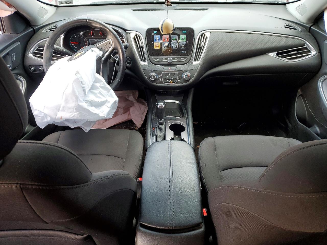 2018 CHEVROLET MALIBU LT photo 8
