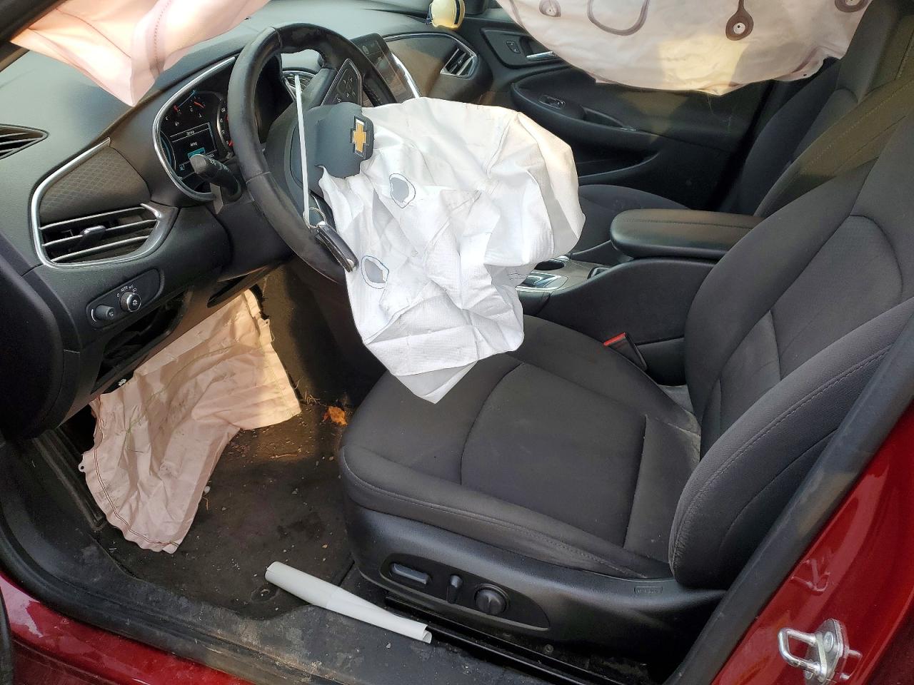 2018 CHEVROLET MALIBU LT photo 7