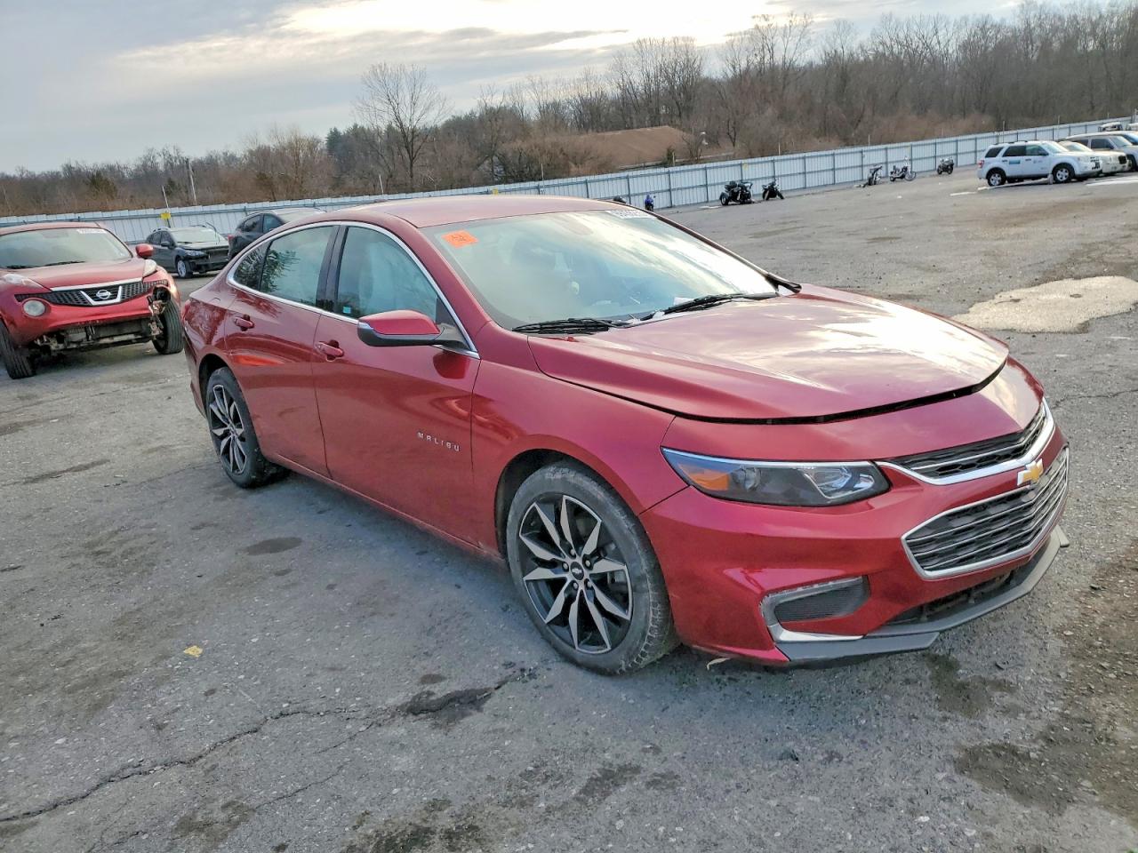 2018 CHEVROLET MALIBU LT photo 4