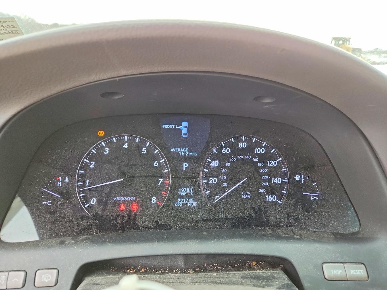 2011 LEXUS LS 460 photo 9