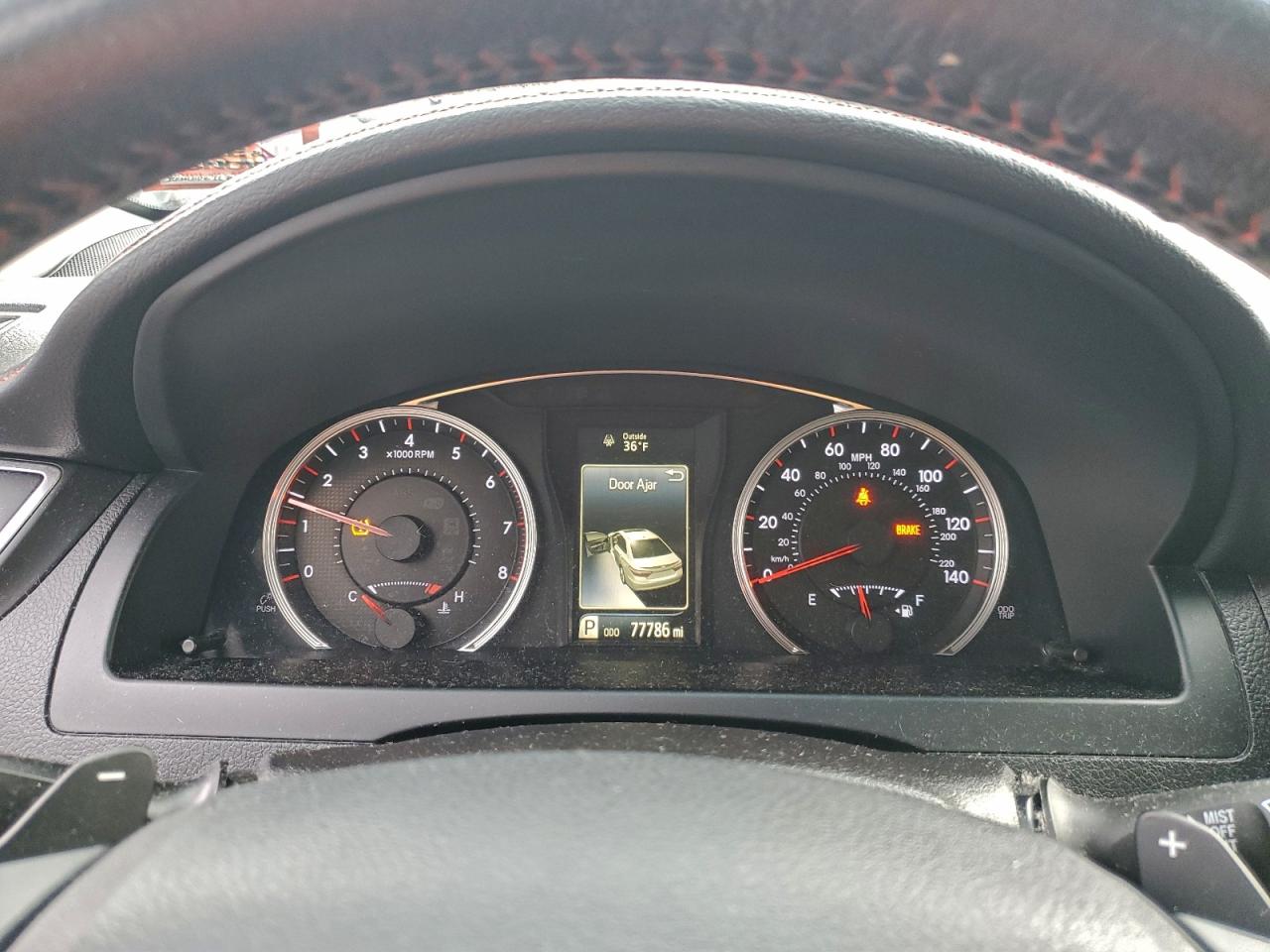 2015 TOYOTA CAMRY LE photo 9