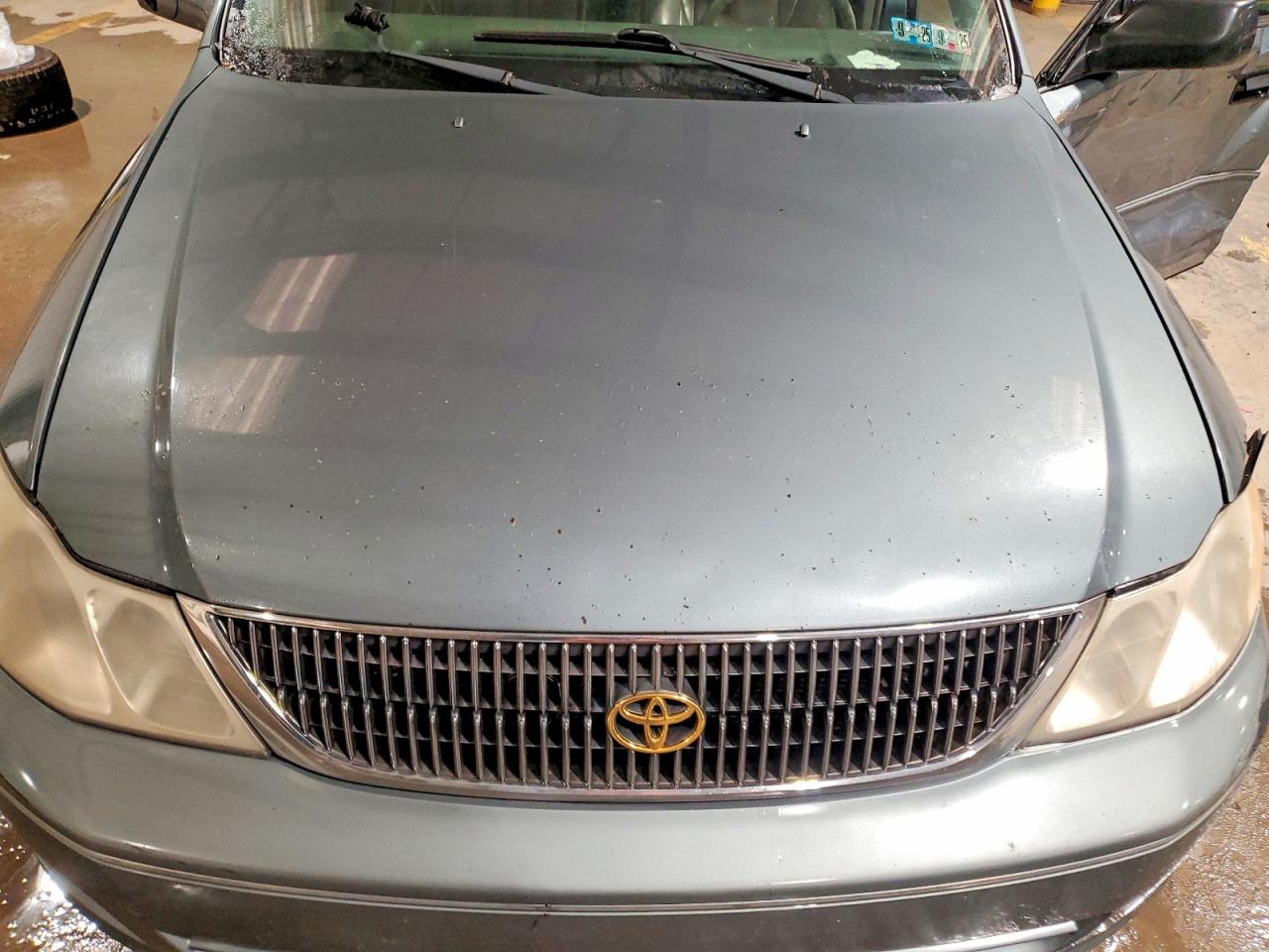 2001 TOYOTA AVALON XL photo 11